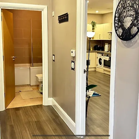 Dudley Delightful Apartment With 2 Bedrooms Exterior photo